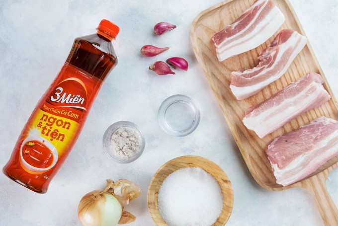 Cách làm món thịt heo ngâm mắm đậm đà